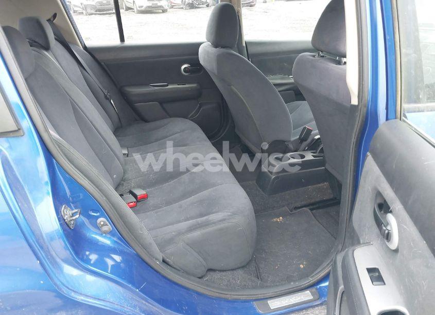 Photo 8 of 2009 Nissan Versa 1.8S (VIN 3N1BC13E09L461862)