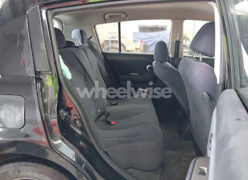 Photo 8 of 2009 Nissan Versa 1.8S (VIN 3N1BC13E09L486549)