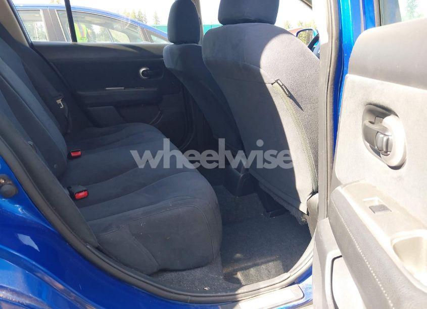 Photo 8 of 2009 Nissan Versa 1.8S (VIN 3N1BC13E09L491606)