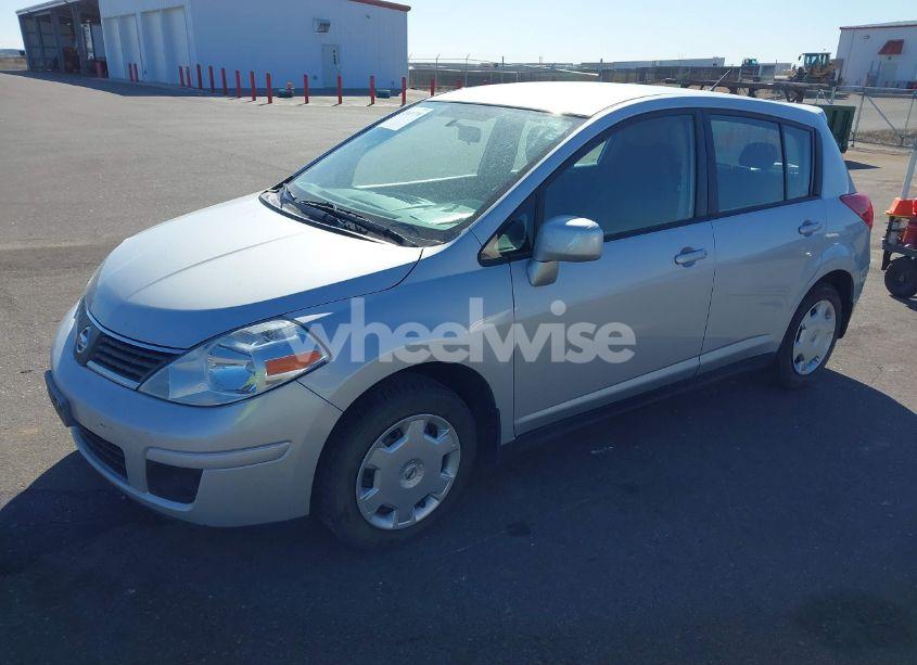 Photo 2 of 2009 Nissan Versa 1.8S (VIN 3N1BC13E09L502085)