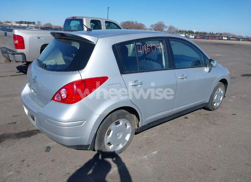 Photo 4 of 2009 Nissan Versa 1.8S (VIN 3N1BC13E09L502085)