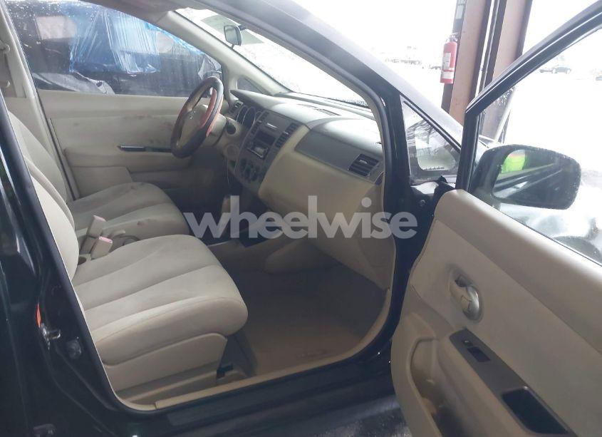 Photo 5 of 2007 Nissan Versa 1.8S (VIN 3N1BC13E17L369818)