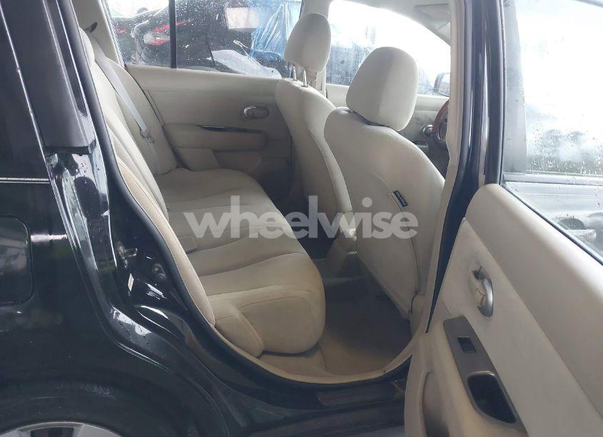 Photo 8 of 2007 Nissan Versa 1.8S (VIN 3N1BC13E17L369818)