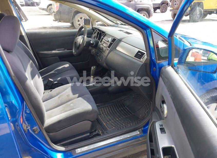 Photo 5 of 2007 Nissan Versa 1.8S (VIN 3N1BC13E17L423702)
