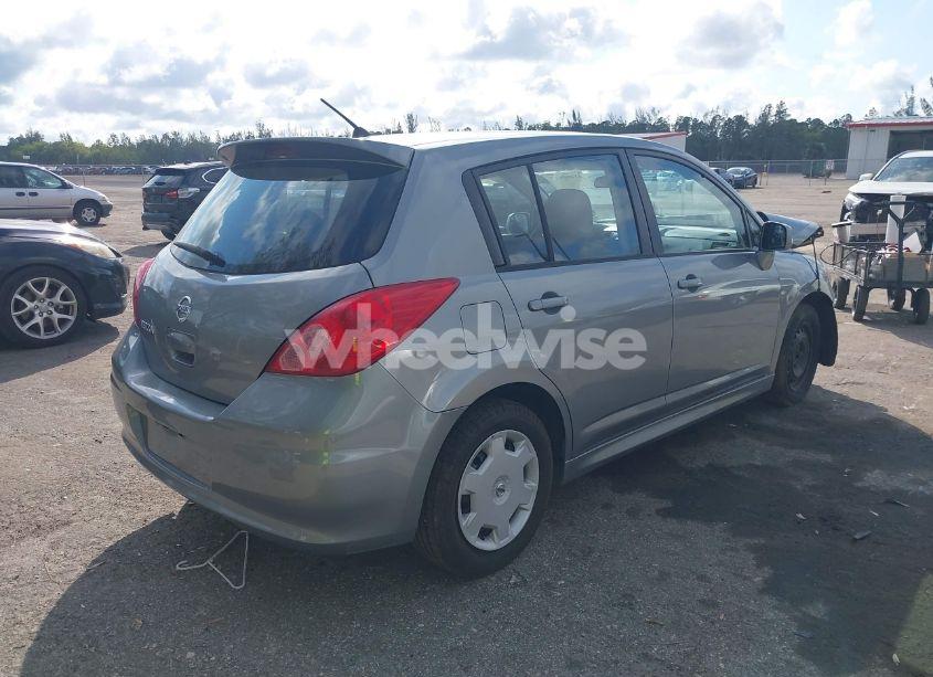 Photo 4 of 2008 Nissan Versa 1.8S (VIN 3N1BC13E18L365530)