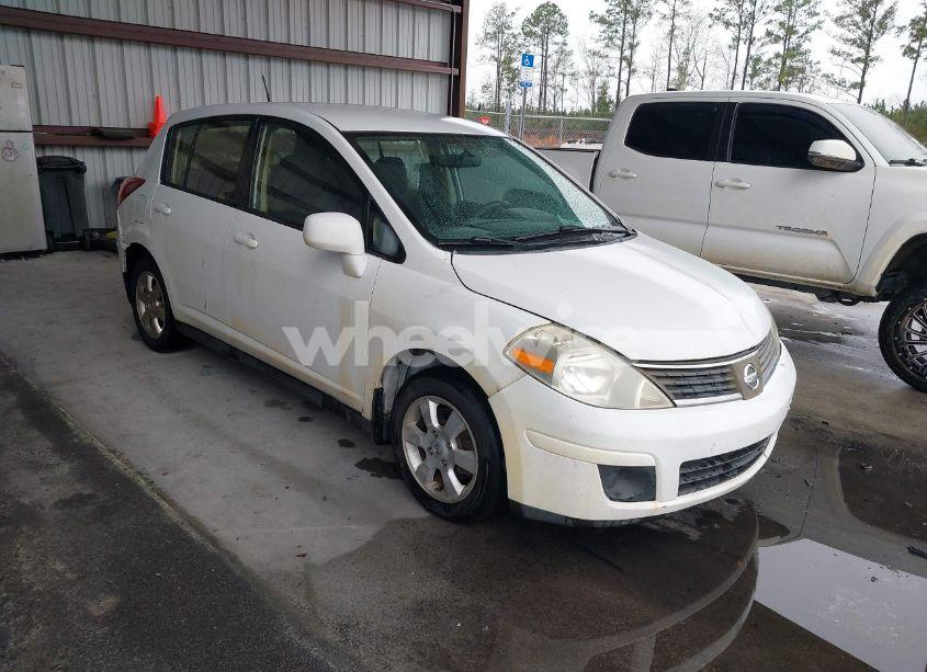 2008 Nissan Versa 1.8SL (VIN 3N1BC13E18L374860) main photo