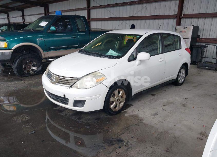 Photo 2 of 2008 Nissan Versa 1.8SL (VIN 3N1BC13E18L374860)