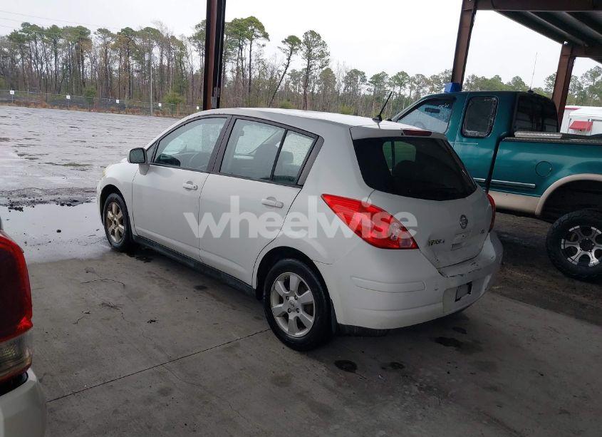 Photo 3 of 2008 Nissan Versa 1.8SL (VIN 3N1BC13E18L374860)