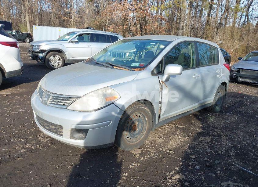 Photo 2 of 2009 Nissan Versa 1.8S (VIN 3N1BC13E19L377436)