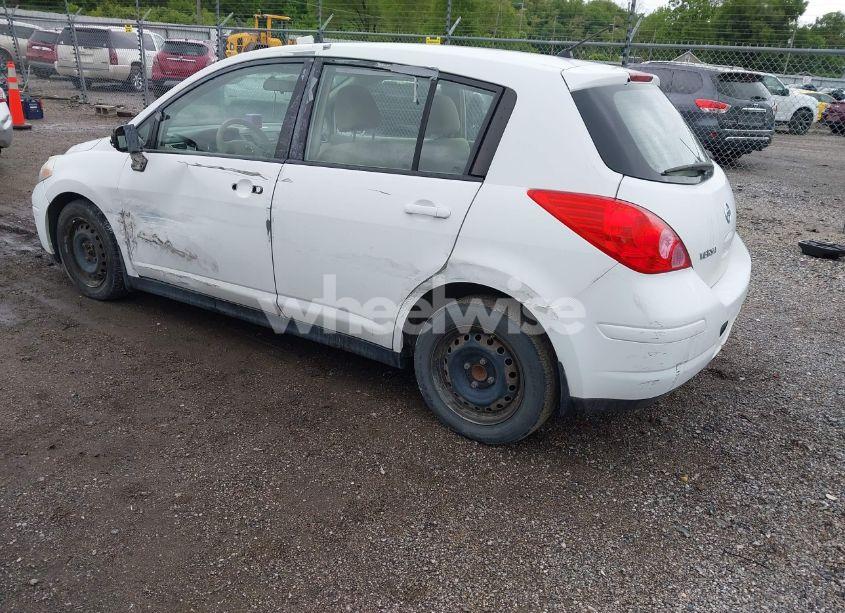 Photo 3 of 2009 Nissan Versa 1.8S (VIN 3N1BC13E19L401296)