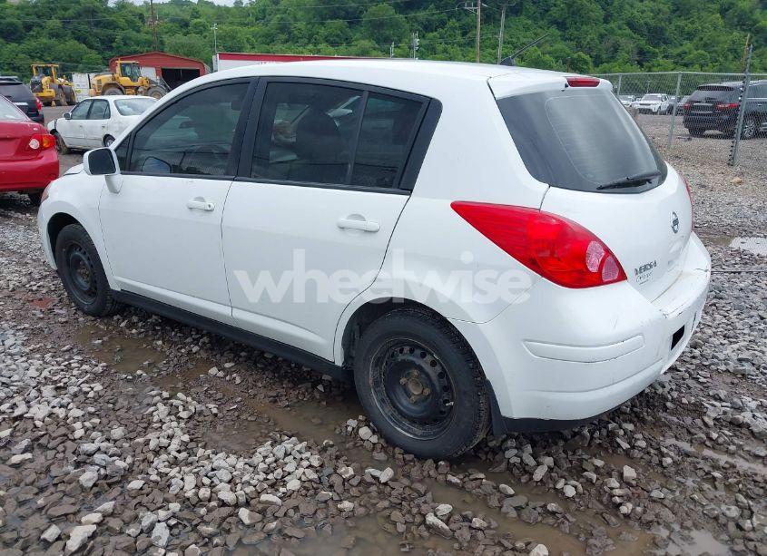 Photo 3 of 2009 Nissan Versa 1.8S (VIN 3N1BC13E19L442205)