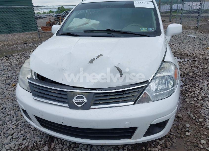 Photo 6 of 2009 Nissan Versa 1.8S (VIN 3N1BC13E19L442205)
