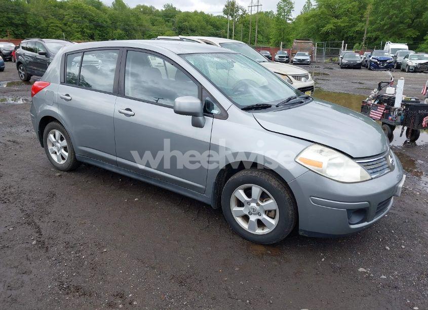 2009 Nissan Versa 1.8S (VIN 3N1BC13E19L473132) main photo
