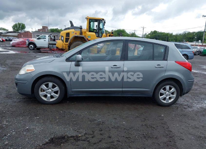 Photo 12 of 2009 Nissan Versa 1.8S (VIN 3N1BC13E19L473132)
