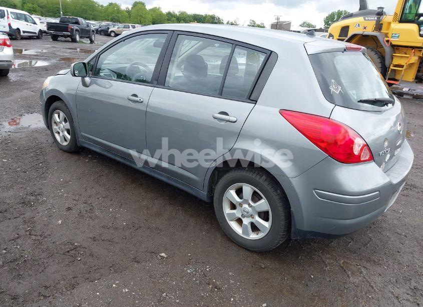 Photo 3 of 2009 Nissan Versa 1.8S (VIN 3N1BC13E19L473132)