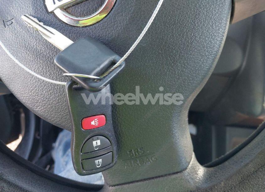 Photo 11 of 2009 Nissan Versa 1.8S (VIN 3N1BC13E19L497981)