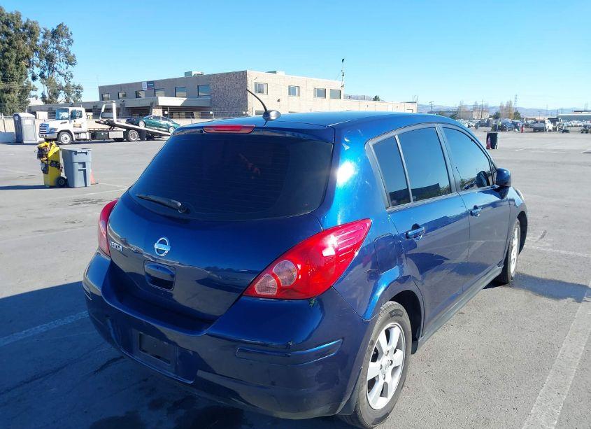 Photo 4 of 2007 Nissan Versa 1.8SL (VIN 3N1BC13E27L374817)