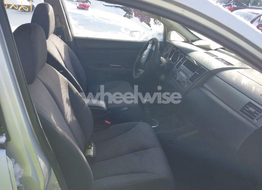 Photo 5 of 2007 Nissan Versa 1.8SL (VIN 3N1BC13E27L448334)