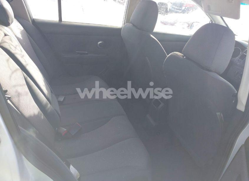 Photo 8 of 2007 Nissan Versa 1.8SL (VIN 3N1BC13E27L448334)