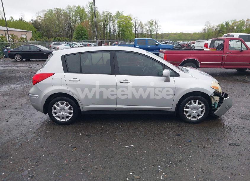 Photo 13 of 2008 Nissan Versa 1.8S (VIN 3N1BC13E28L395359)
