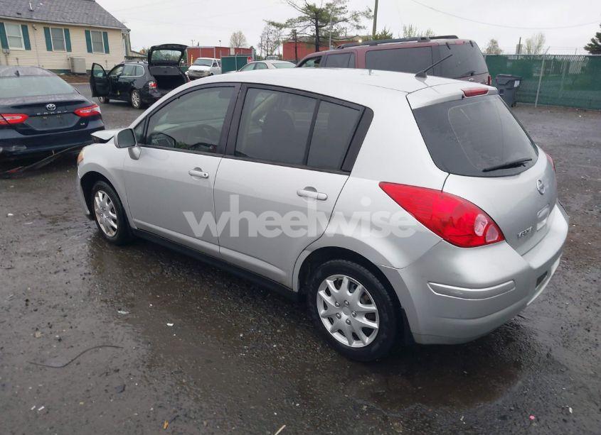 Photo 3 of 2008 Nissan Versa 1.8S (VIN 3N1BC13E28L395359)
