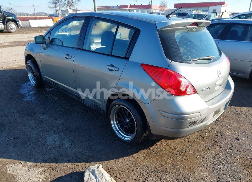 Photo 3 of 2008 Nissan Versa 1.8SL (VIN 3N1BC13E28L399783)