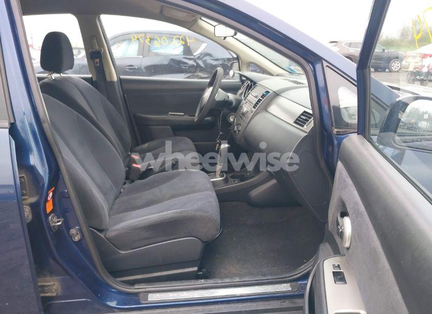 Photo 5 of 2008 Nissan Versa 1.8S (VIN 3N1BC13E28L405226)