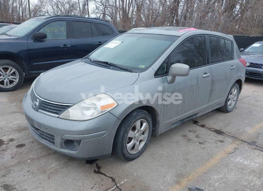 Photo 2 of 2008 Nissan Versa 1.8SL (VIN 3N1BC13E28L407266)