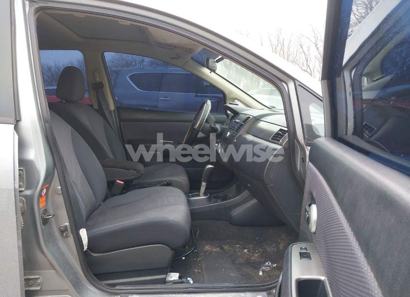 Photo 5 of 2008 Nissan Versa 1.8SL (VIN 3N1BC13E28L407266)