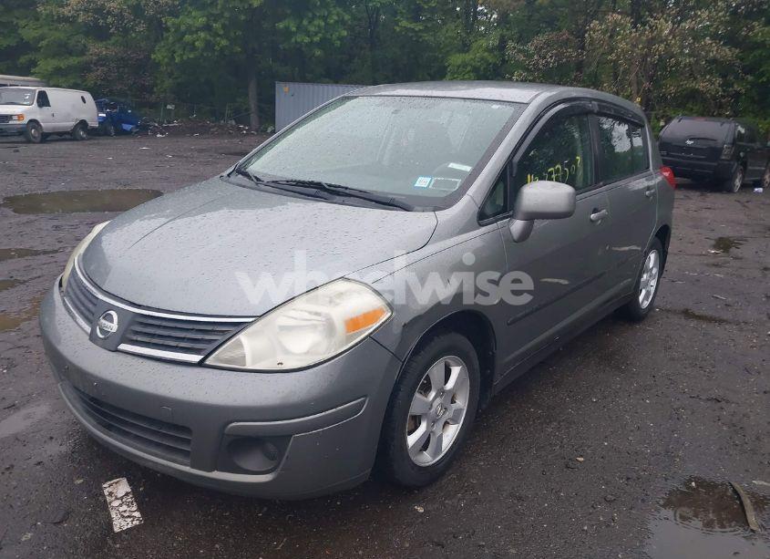 Photo 2 of 2009 Nissan Versa 1.8SL (VIN 3N1BC13E29L366879)