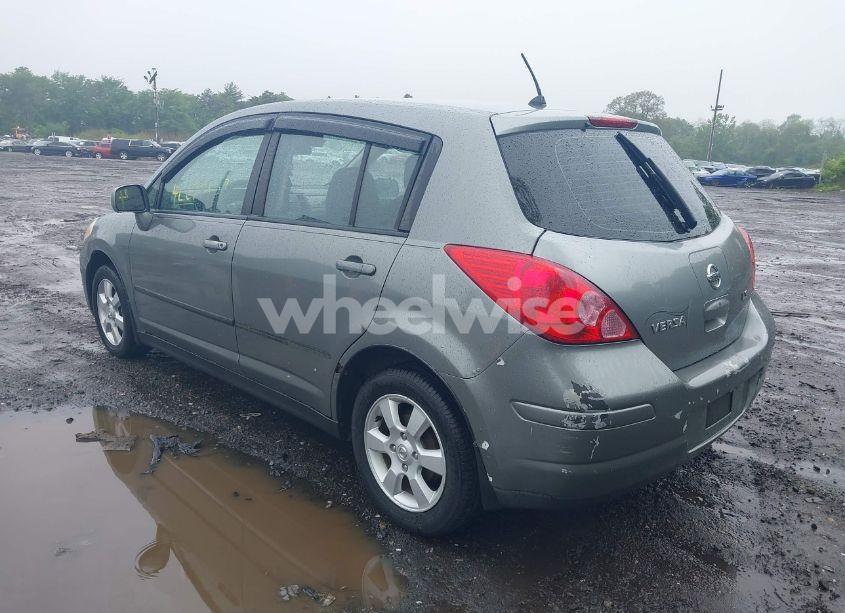 Photo 3 of 2009 Nissan Versa 1.8SL (VIN 3N1BC13E29L366879)