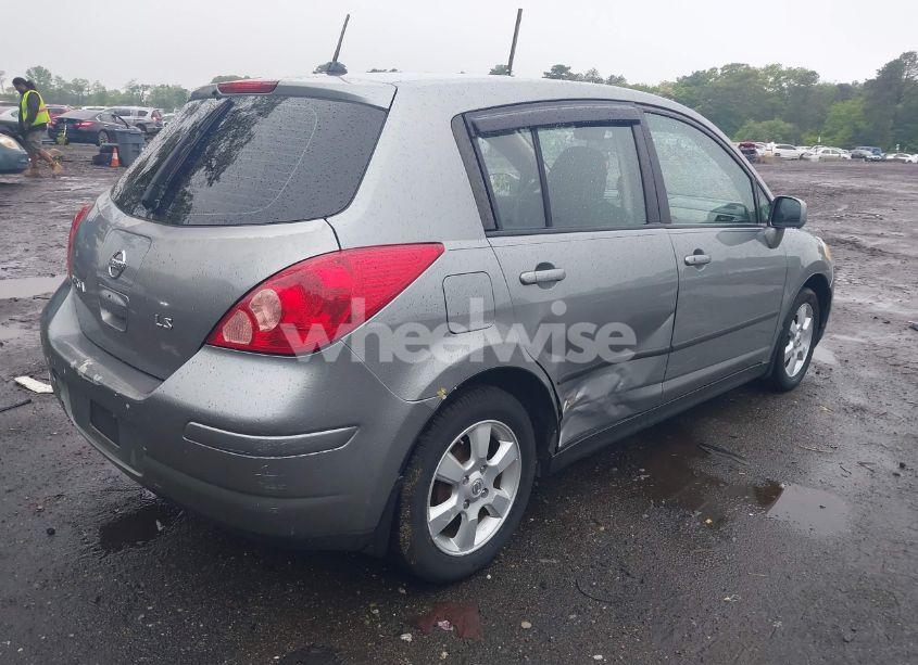 Photo 6 of 2009 Nissan Versa 1.8SL (VIN 3N1BC13E29L366879)