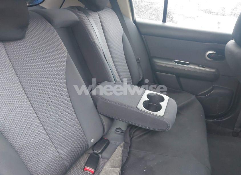 Photo 8 of 2009 Nissan Versa 1.8SL (VIN 3N1BC13E29L366879)