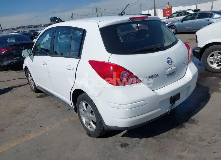 Photo 3 of 2009 Nissan Versa 1.8SL (VIN 3N1BC13E29L367742)