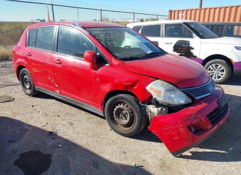 2009 Nissan Versa S/SL (VIN 3N1BC13E29L370768) main photo