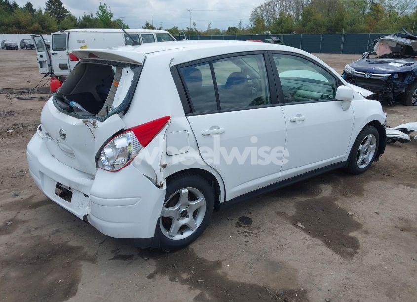 Photo 4 of 2009 Nissan Versa 1.8S (VIN 3N1BC13E29L372004)