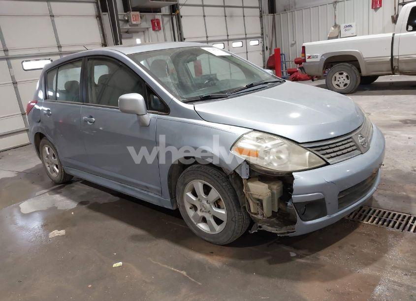 2009 Nissan Versa 1.8SL (VIN 3N1BC13E29L392172) main photo