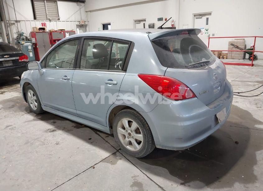 Photo 3 of 2009 Nissan Versa 1.8SL (VIN 3N1BC13E29L392172)