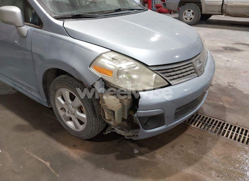 Photo 6 of 2009 Nissan Versa 1.8SL (VIN 3N1BC13E29L392172)