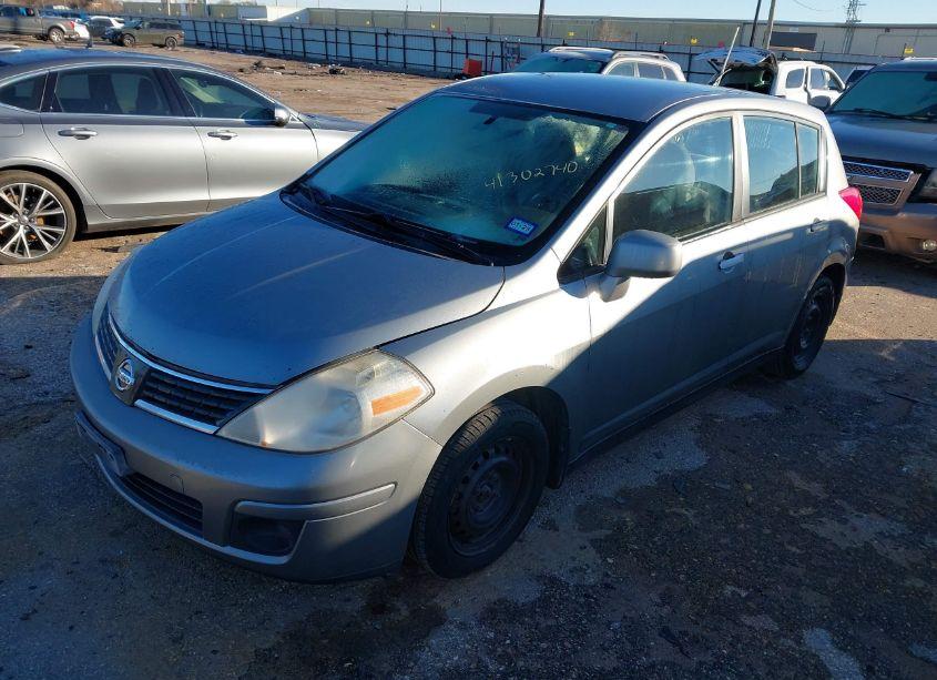 Photo 2 of 2009 Nissan Versa 1.8S (VIN 3N1BC13E29L402005)