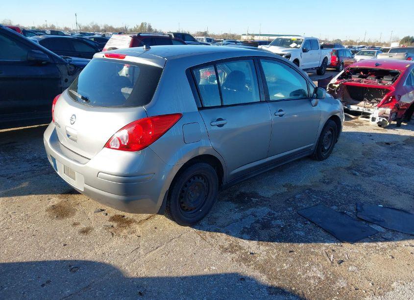 Photo 4 of 2009 Nissan Versa 1.8S (VIN 3N1BC13E29L402005)