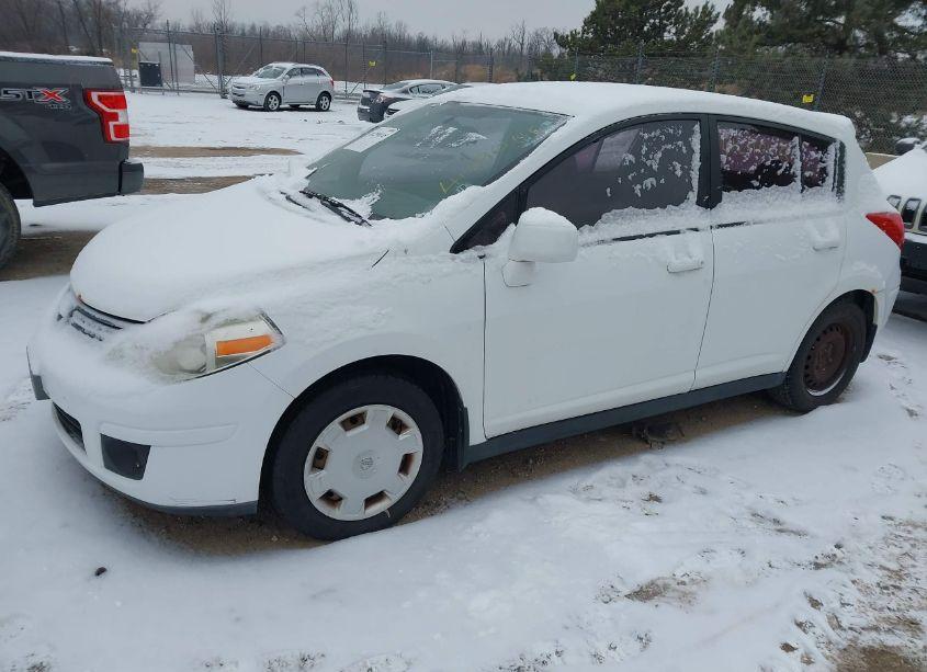Photo 2 of 2009 Nissan Versa 1.8S (VIN 3N1BC13E29L406605)