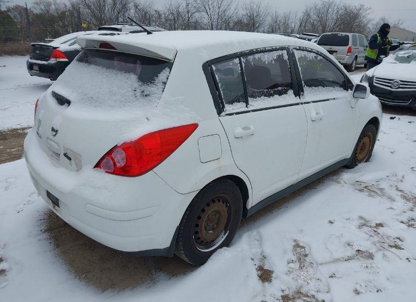 Photo 4 of 2009 Nissan Versa 1.8S (VIN 3N1BC13E29L406605)