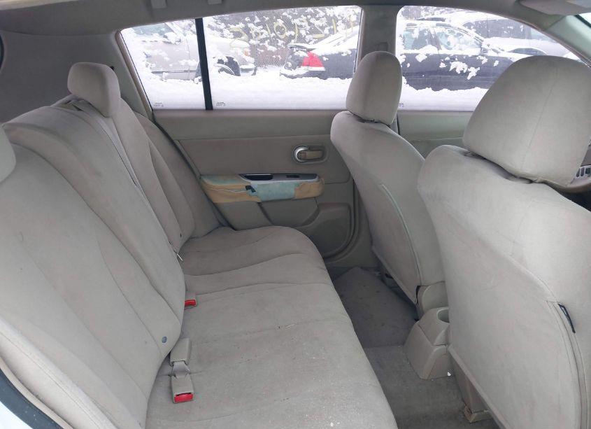 Photo 8 of 2009 Nissan Versa 1.8S (VIN 3N1BC13E29L406605)