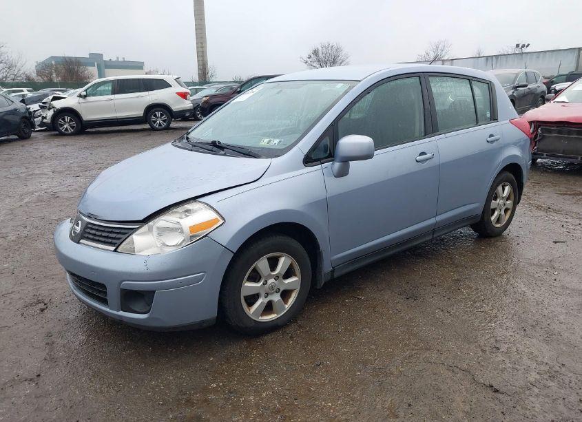 Photo 2 of 2009 Nissan Versa 1.8SL (VIN 3N1BC13E29L413442)