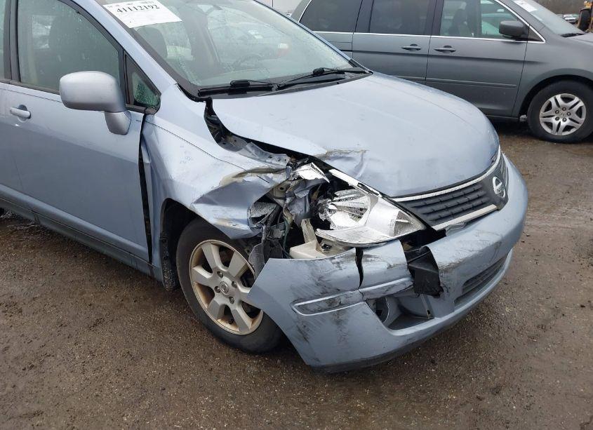 Photo 6 of 2009 Nissan Versa 1.8SL (VIN 3N1BC13E29L413442)