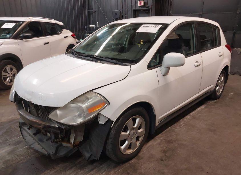 Photo 2 of 2007 Nissan Versa 1.8SL (VIN 3N1BC13E37L388564)