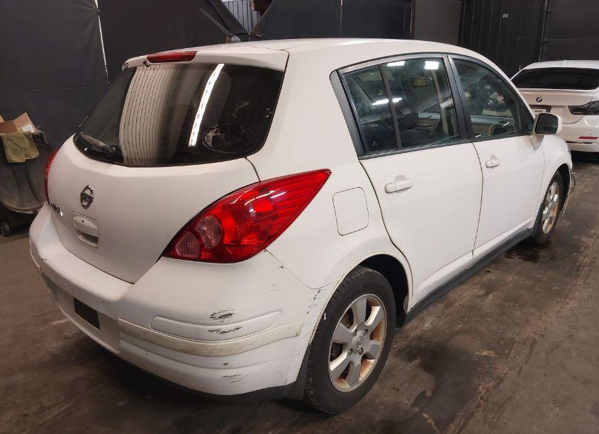 Photo 4 of 2007 Nissan Versa 1.8SL (VIN 3N1BC13E37L388564)