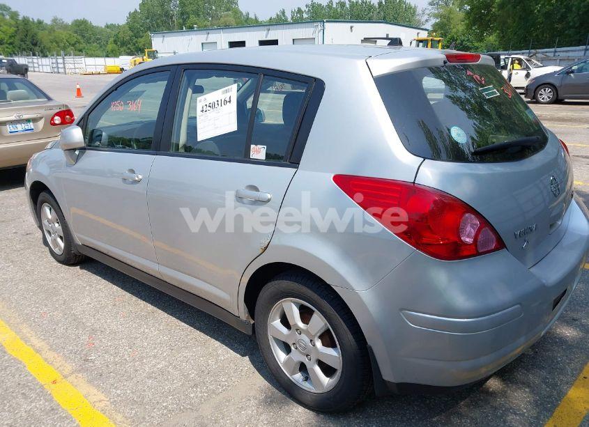 Photo 3 of 2007 Nissan Versa 1.8SL (VIN 3N1BC13E37L449721)