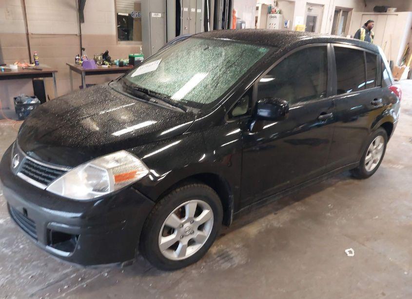 Photo 2 of 2008 Nissan Versa 1.8SL (VIN 3N1BC13E38L356764)